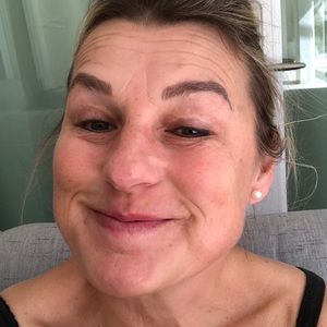 Meet your Posher, Simone